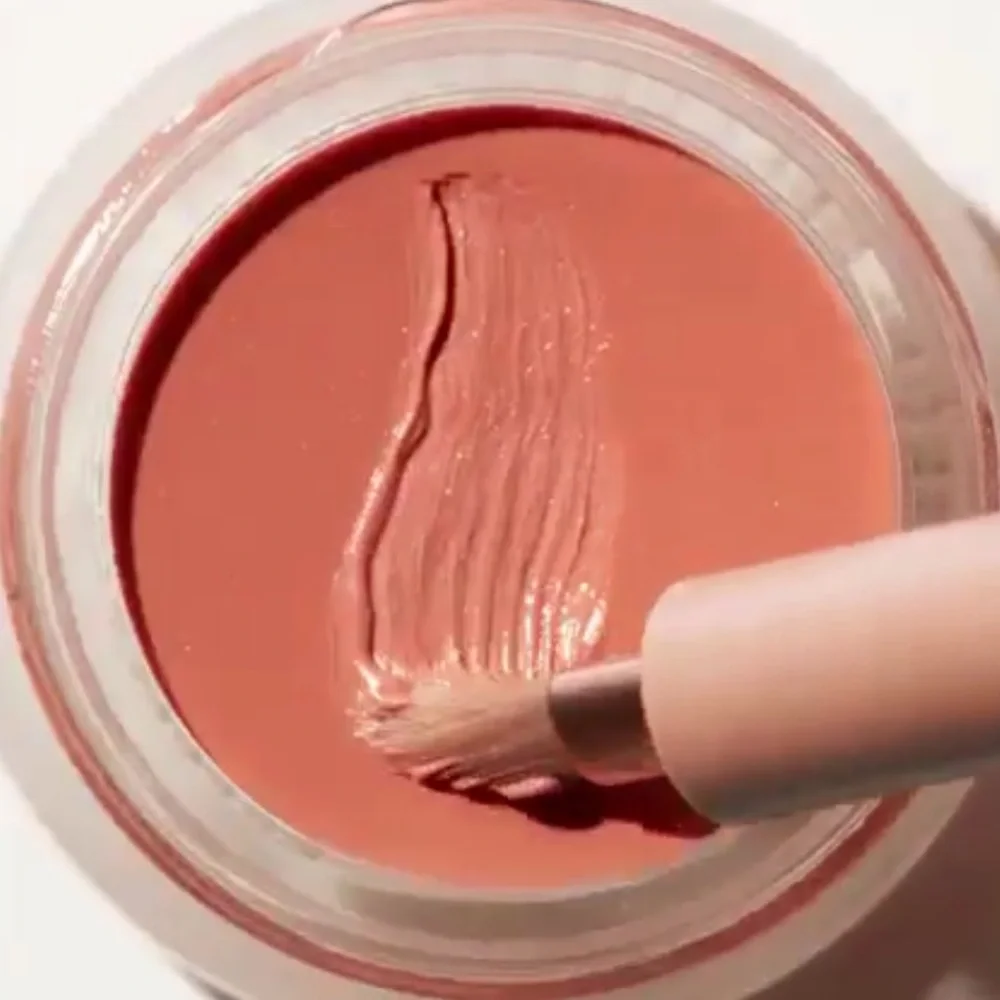 KKW Soft Peach Lip Lacquer